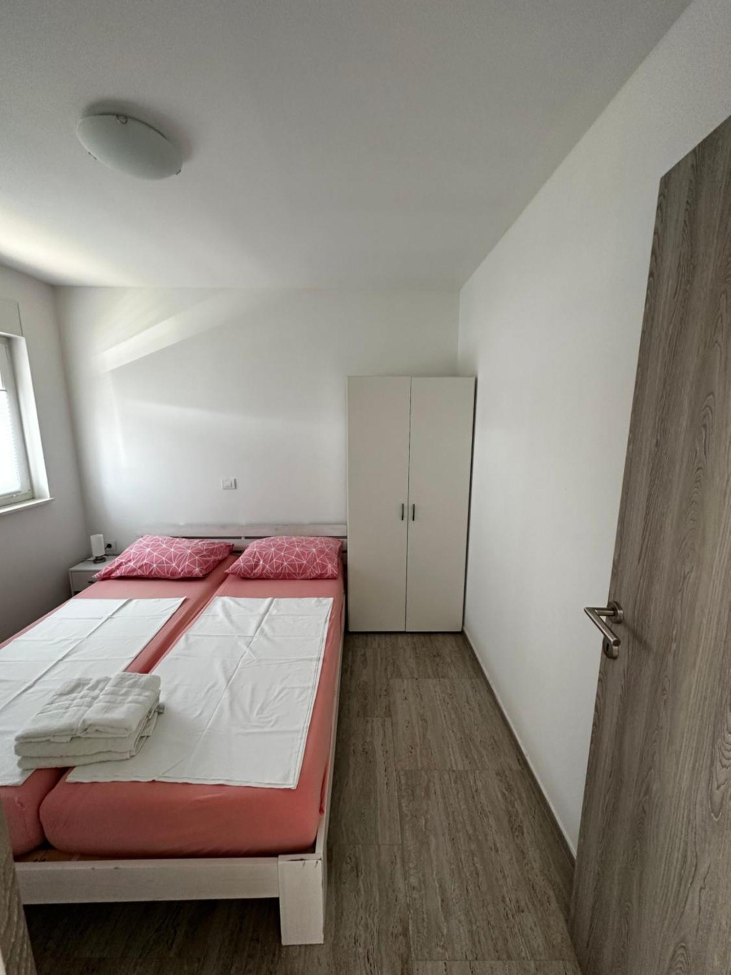 Apartmani Tamaris Murter Exteriér fotografie